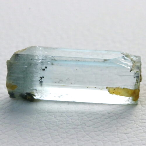 Aquamarine · Facet Rough · 33 ct · Natural · Light Gray-Blue