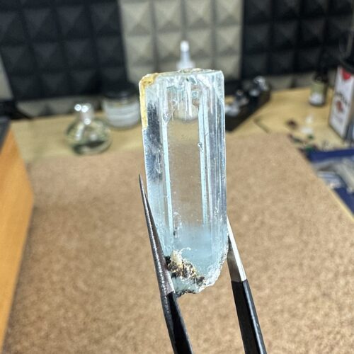 Alternative view of Aquamarine · Facet Rough · 33 ct · Natural · Light Gray-Blue