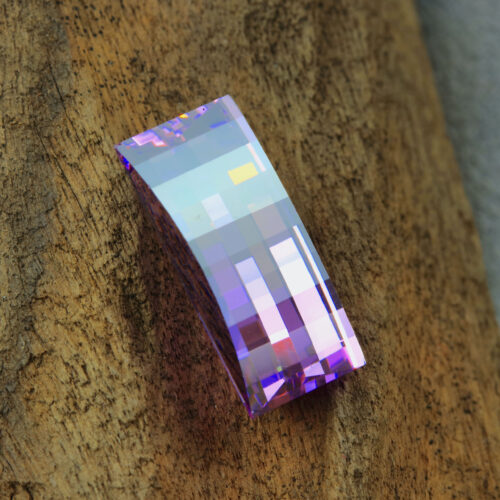 Facettierter Zirkonia
