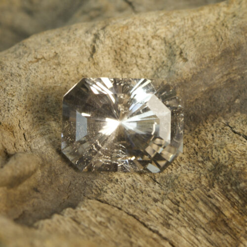 Radiant Emerald Colorless